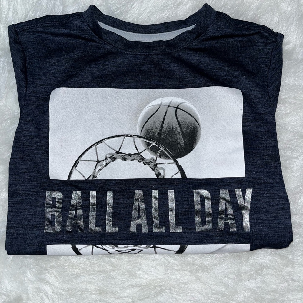 Old Navy Kids' Tee - Black with Basketball Graphic